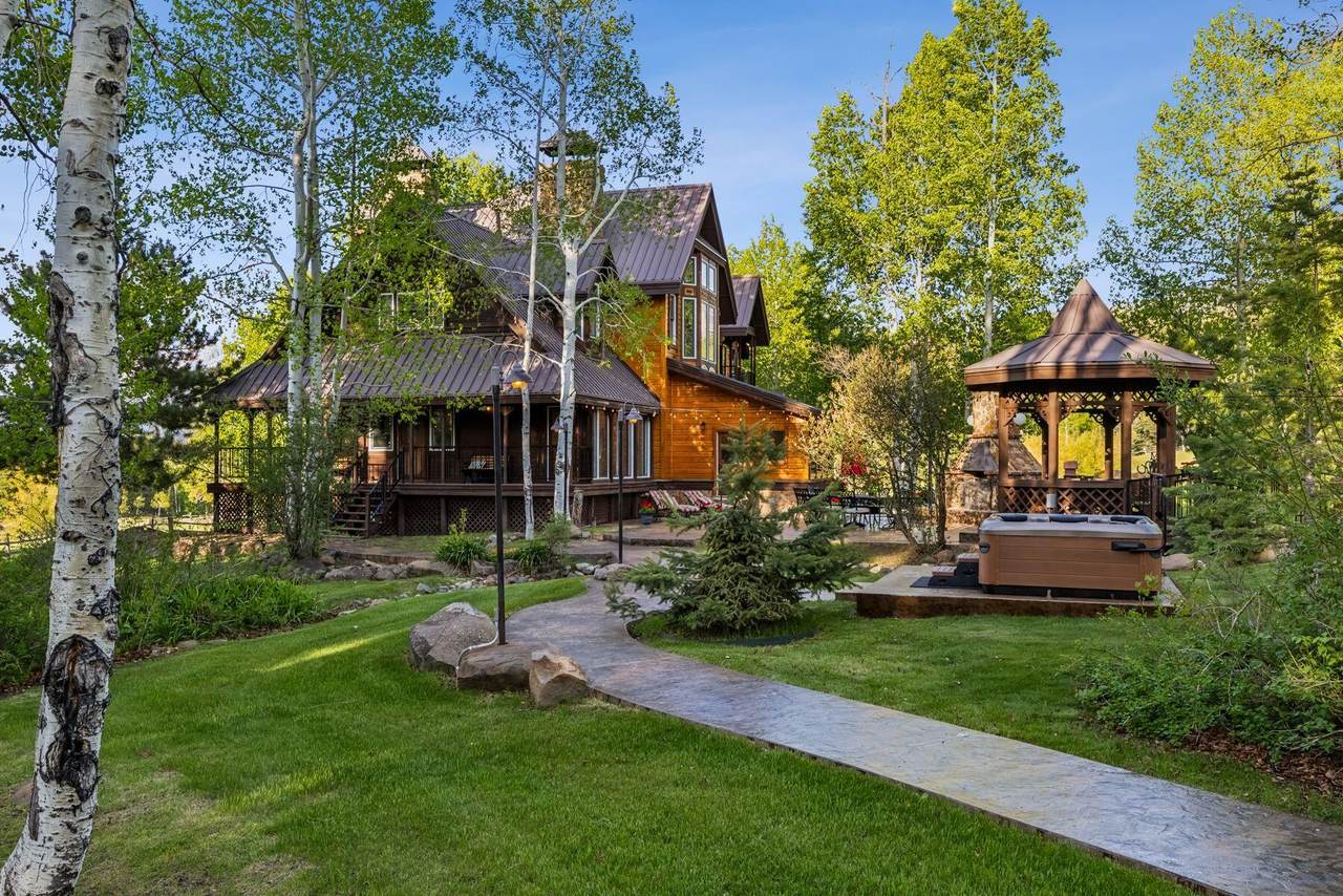 https://bt-photos.global.ssl.fastly.net/telluride/1280_boomver_1_44463-2.jpg