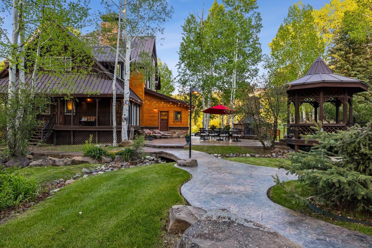 https://bt-photos.global.ssl.fastly.net/telluride/1280_boomver_1_44463-2.jpg
