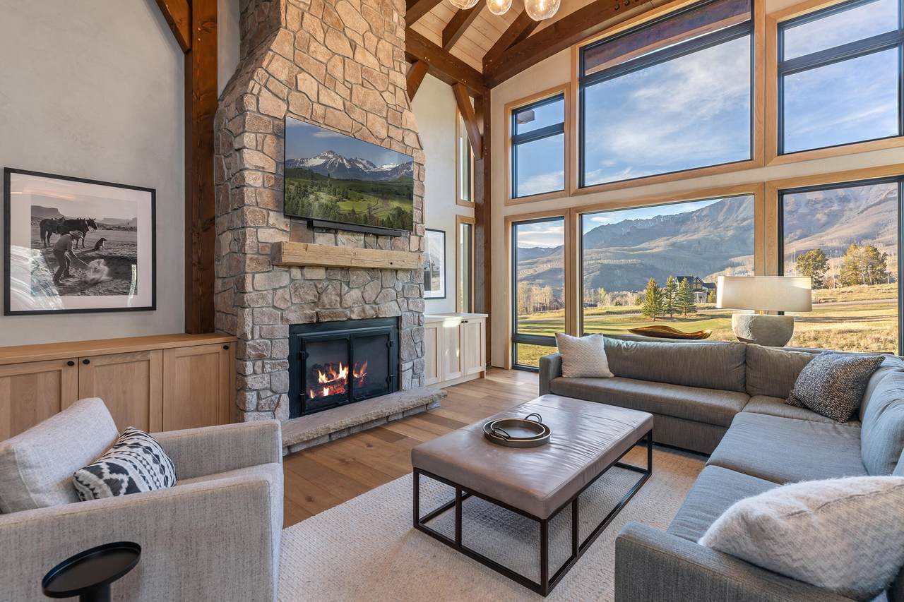 https://bt-photos.global.ssl.fastly.net/telluride/1280_boomver_1_44503-2.jpg