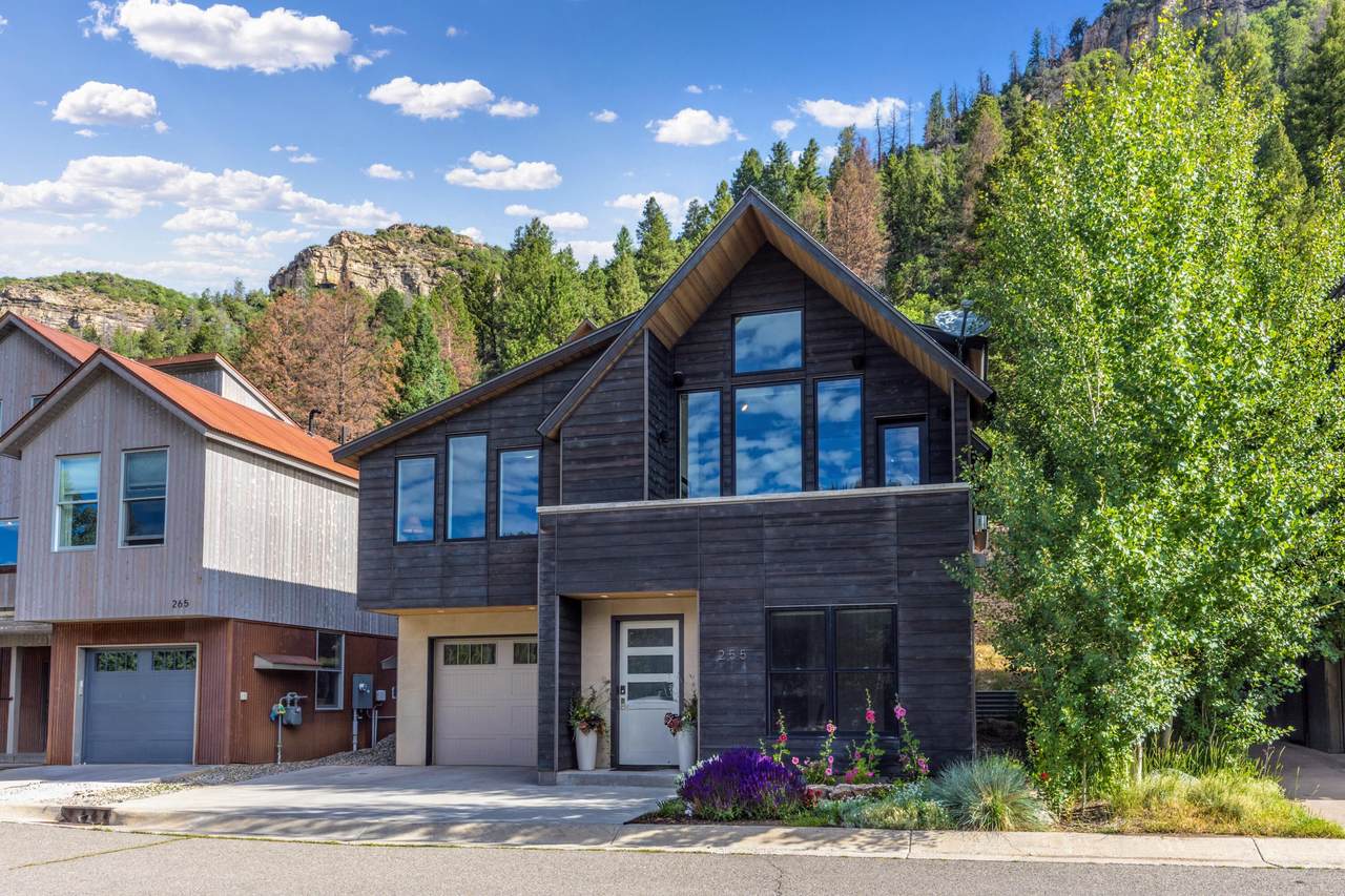 https://bt-photos.global.ssl.fastly.net/telluride/1280_boomver_1_44512-2.jpg