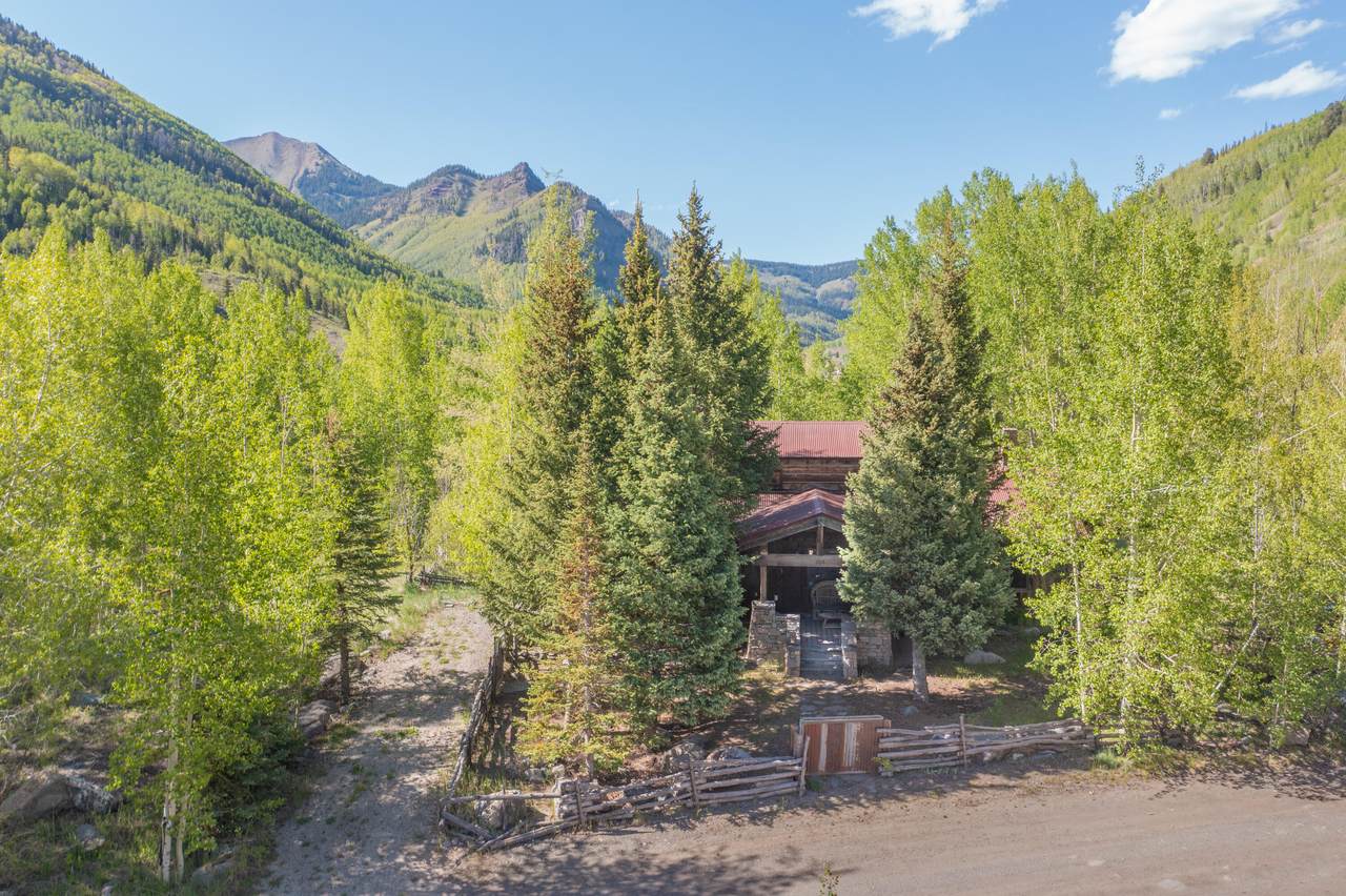 https://bt-photos.global.ssl.fastly.net/telluride/1280_boomver_1_44549-2.jpg