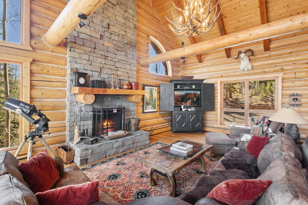 https://bt-photos.global.ssl.fastly.net/telluride/1280_boomver_1_44564-2.jpg