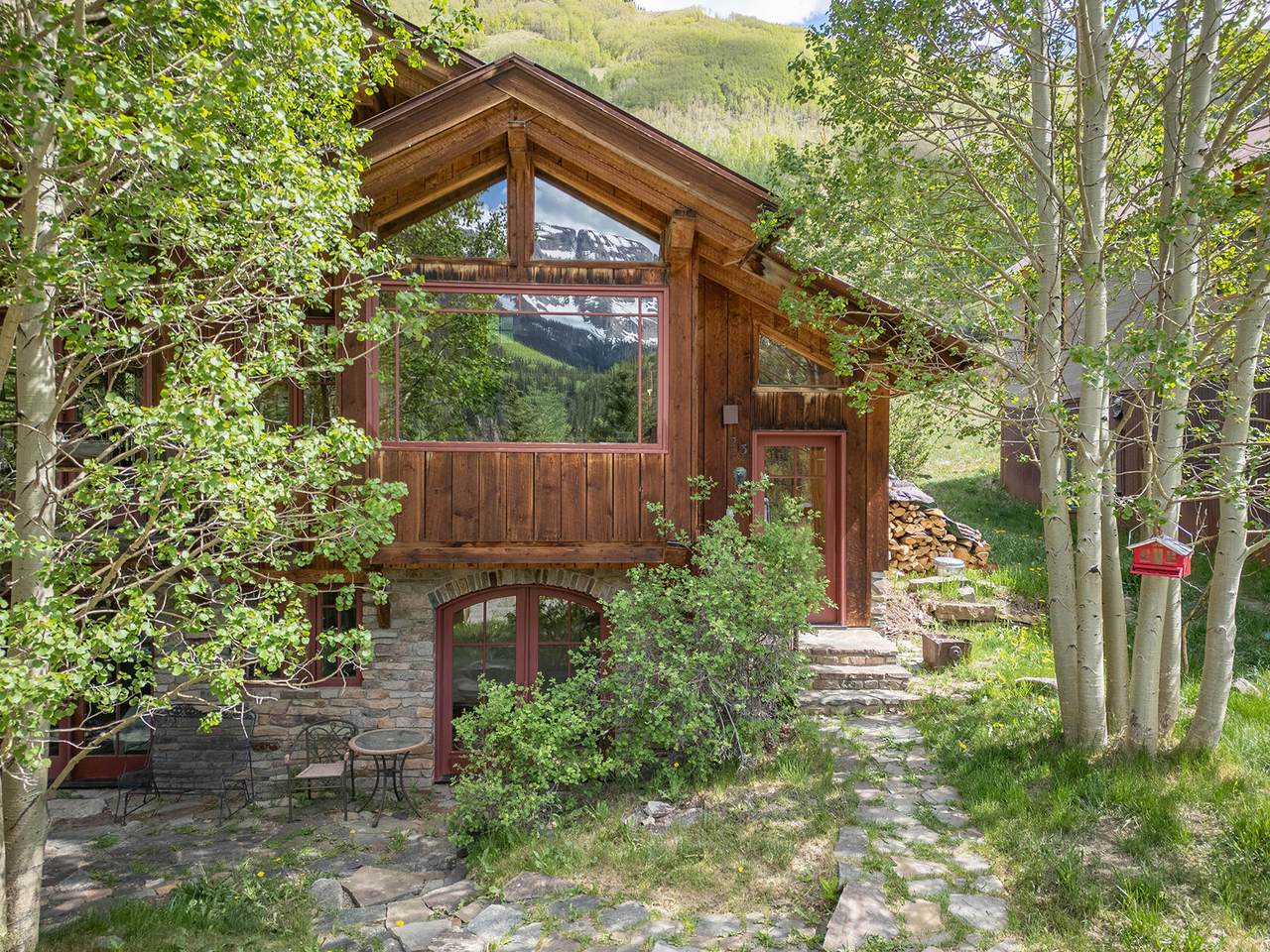 211 Aurum Street - Photo 1