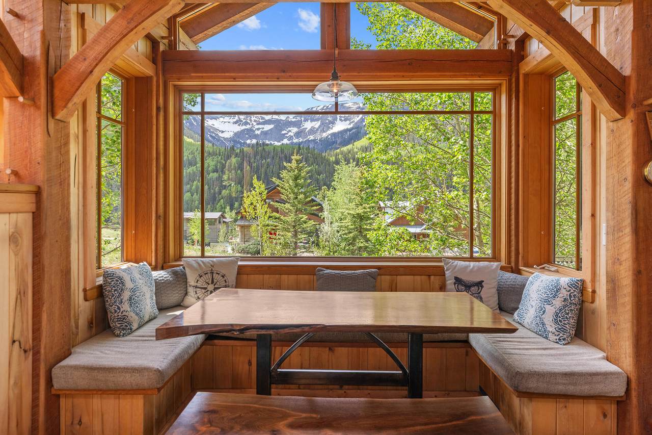 https://bt-photos.global.ssl.fastly.net/telluride/1280_boomver_1_44569-2.jpg