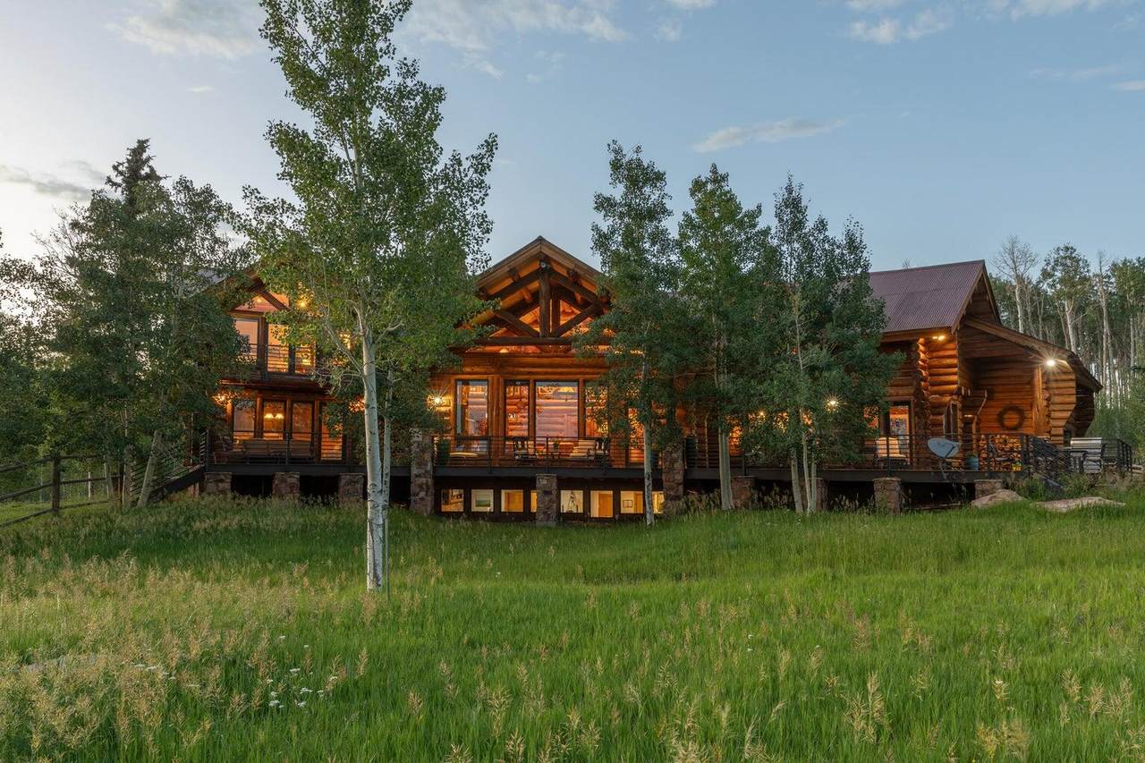 https://bt-photos.global.ssl.fastly.net/telluride/1280_boomver_1_44570-2.jpg