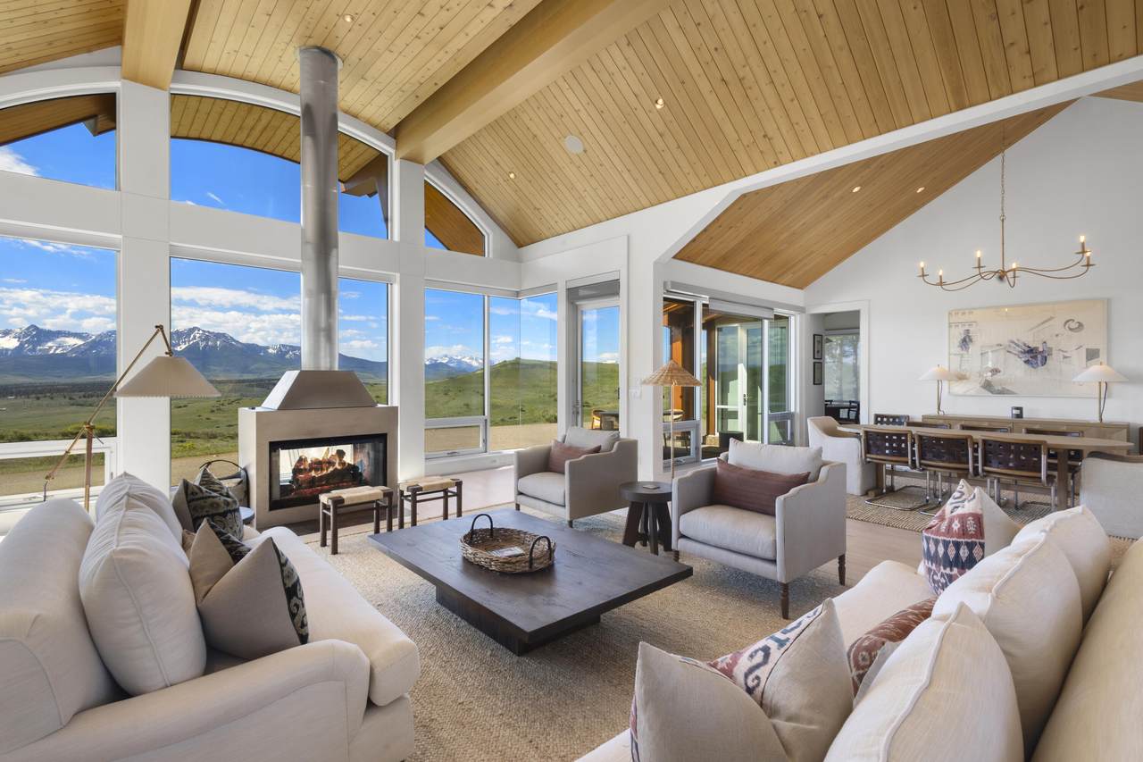 https://bt-photos.global.ssl.fastly.net/telluride/1280_boomver_1_44577-2.jpg