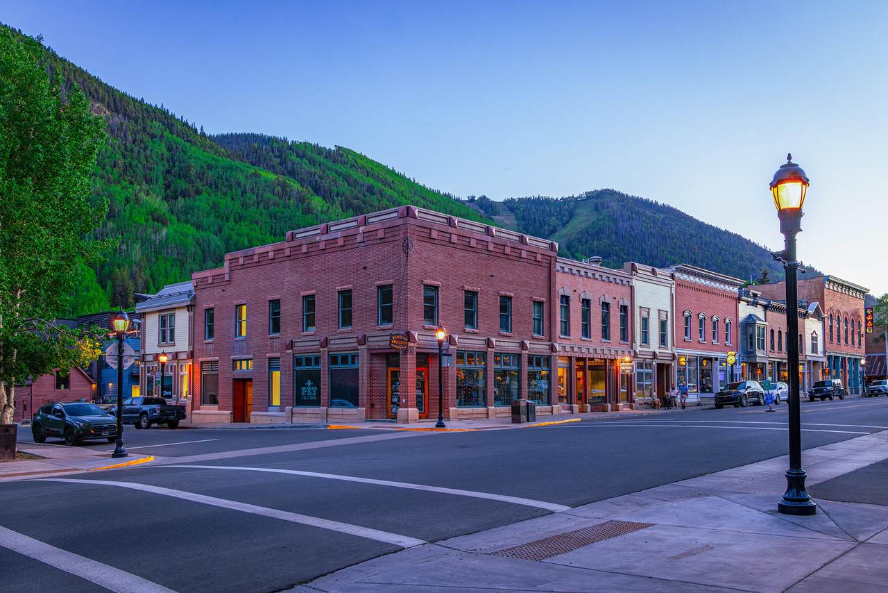 https://bt-photos.global.ssl.fastly.net/telluride/1280_boomver_1_44590-2.jpg