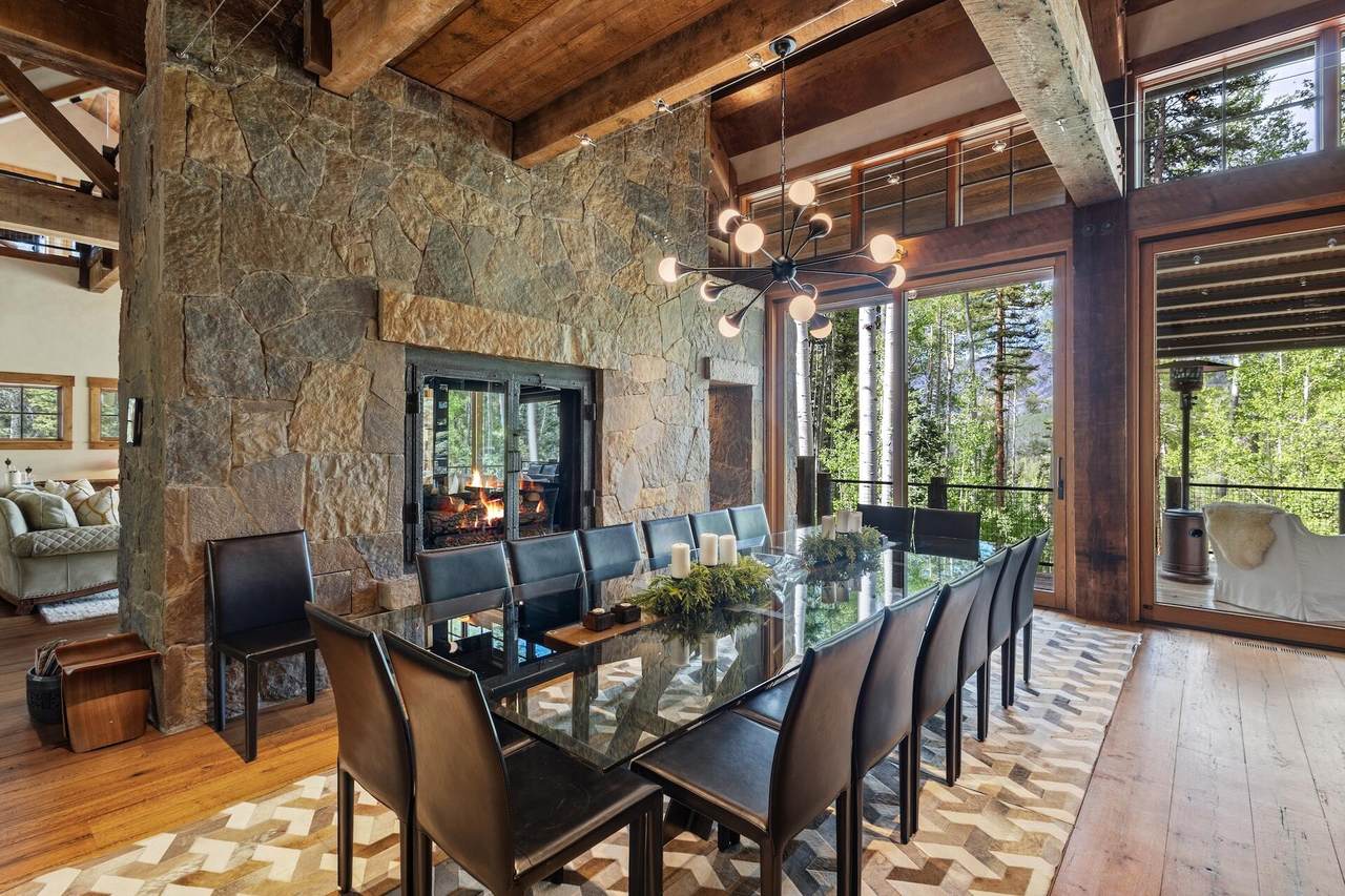 https://bt-photos.global.ssl.fastly.net/telluride/1280_boomver_1_44605-2.jpg
