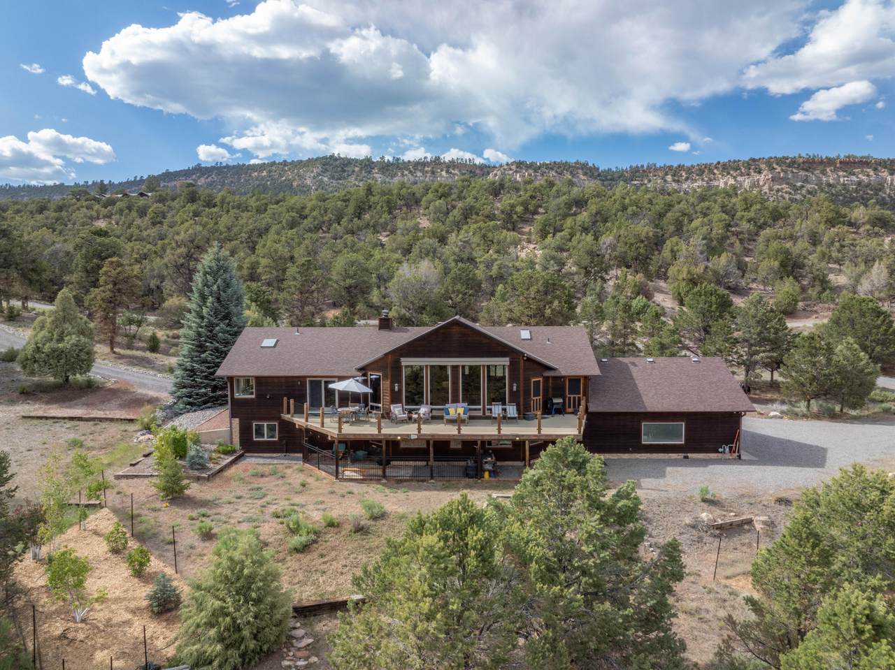 https://bt-photos.global.ssl.fastly.net/telluride/1280_boomver_1_44640-2.jpg