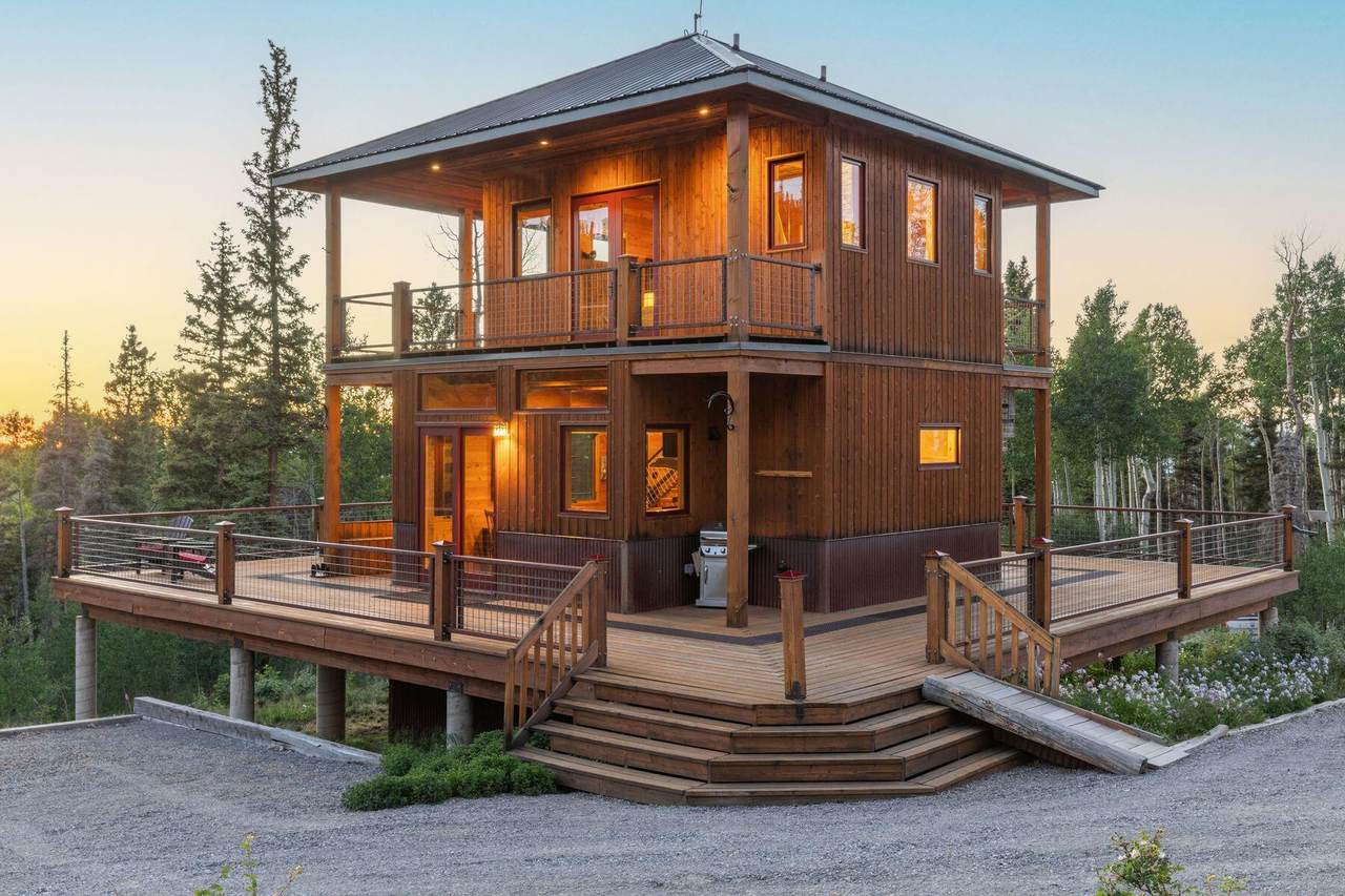 https://bt-photos.global.ssl.fastly.net/telluride/1280_boomver_1_44650-2.jpg