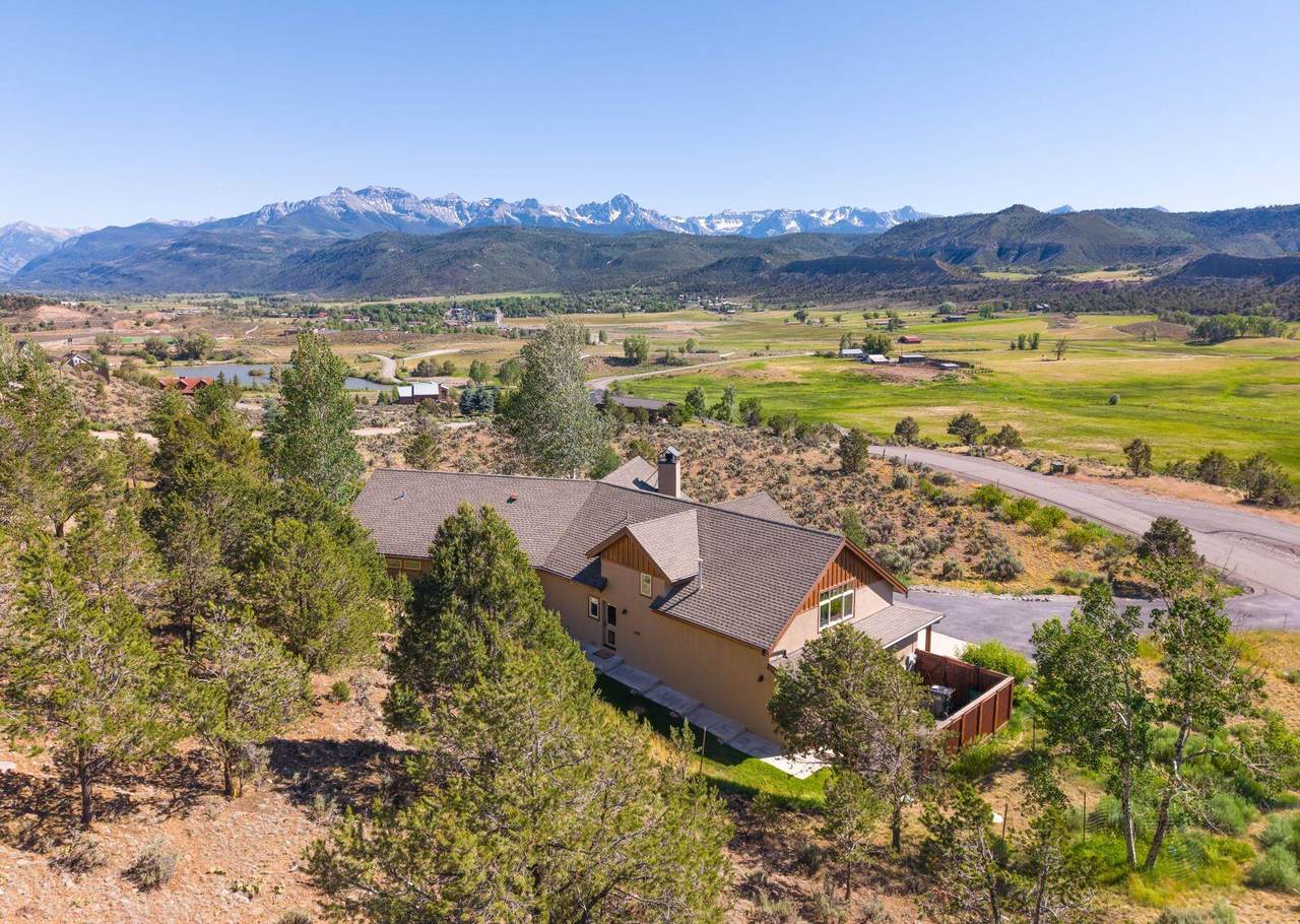 https://bt-photos.global.ssl.fastly.net/telluride/1280_boomver_1_44666-2.jpg