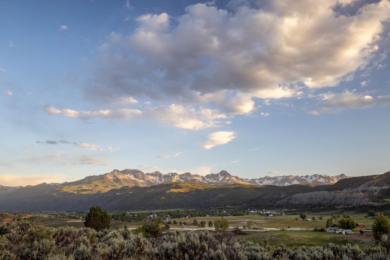 https://bt-photos.global.ssl.fastly.net/telluride/1280_boomver_1_44666-2.jpg