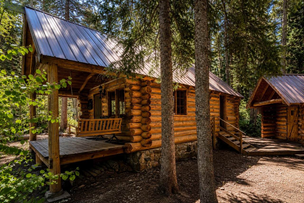 https://bt-photos.global.ssl.fastly.net/telluride/1280_boomver_1_44673-2.jpg