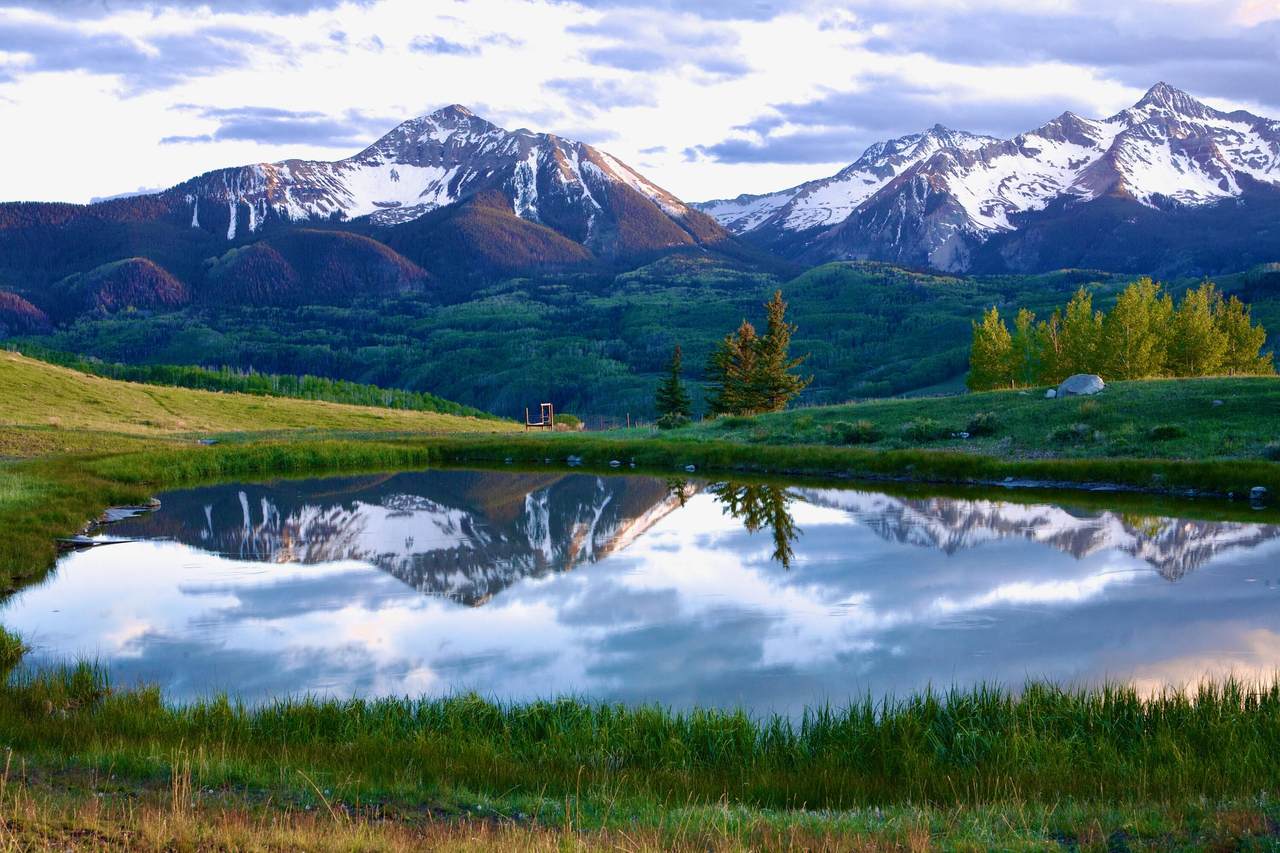 https://bt-photos.global.ssl.fastly.net/telluride/1280_boomver_1_44674-2.jpg