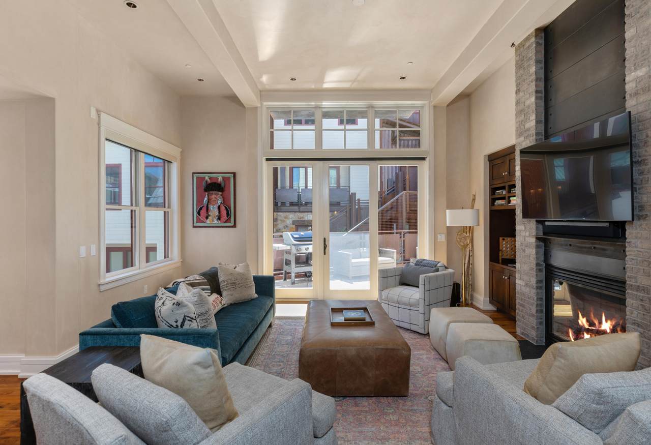 https://bt-photos.global.ssl.fastly.net/telluride/1280_boomver_1_44686-2.jpg