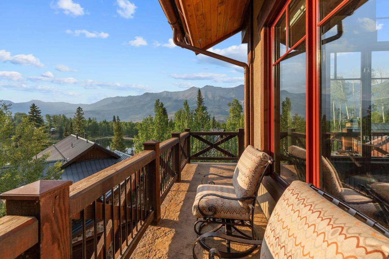 https://bt-photos.global.ssl.fastly.net/telluride/1280_boomver_1_44766-2.jpg