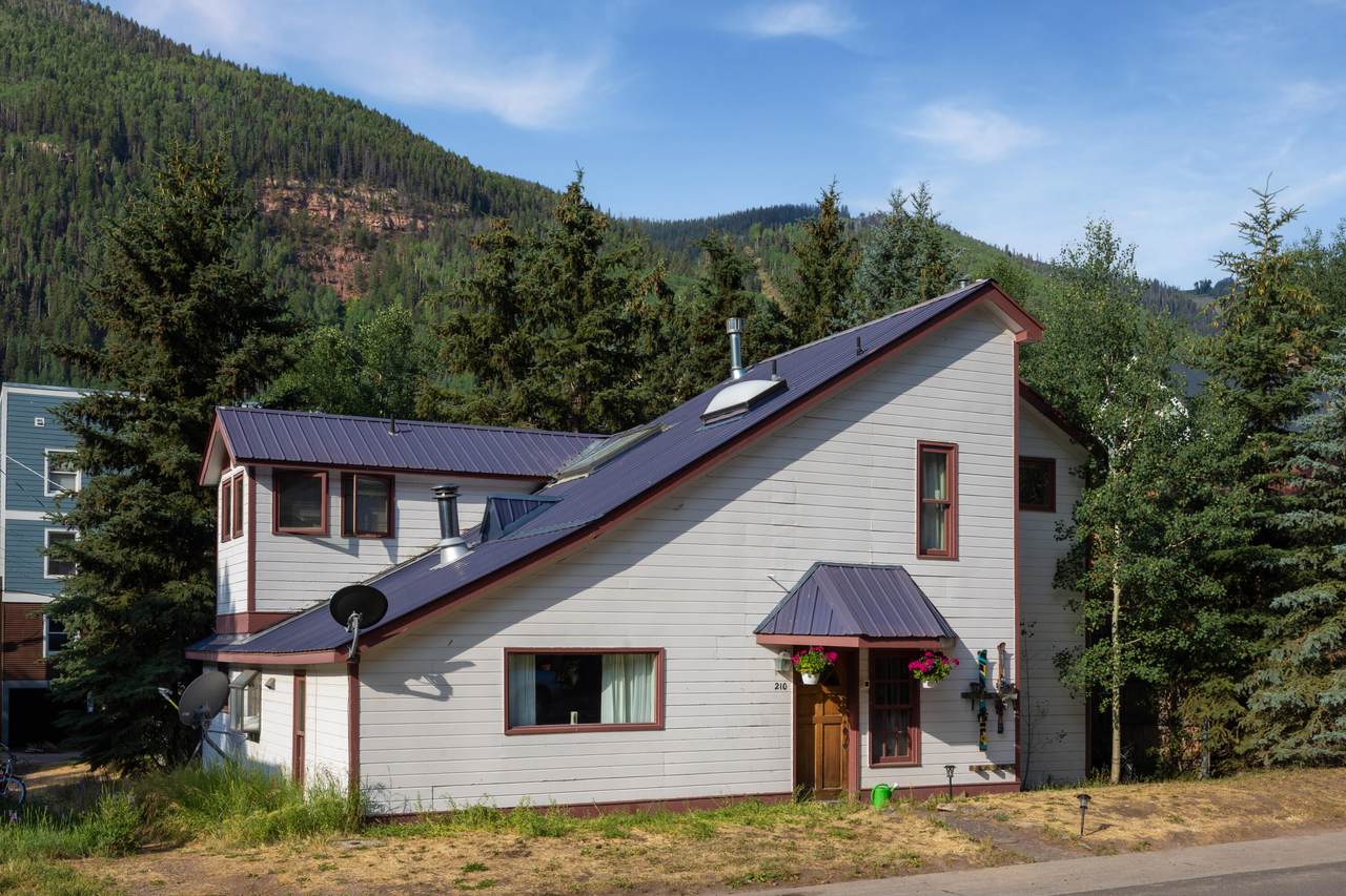 https://bt-photos.global.ssl.fastly.net/telluride/1280_boomver_1_44785-2.jpg