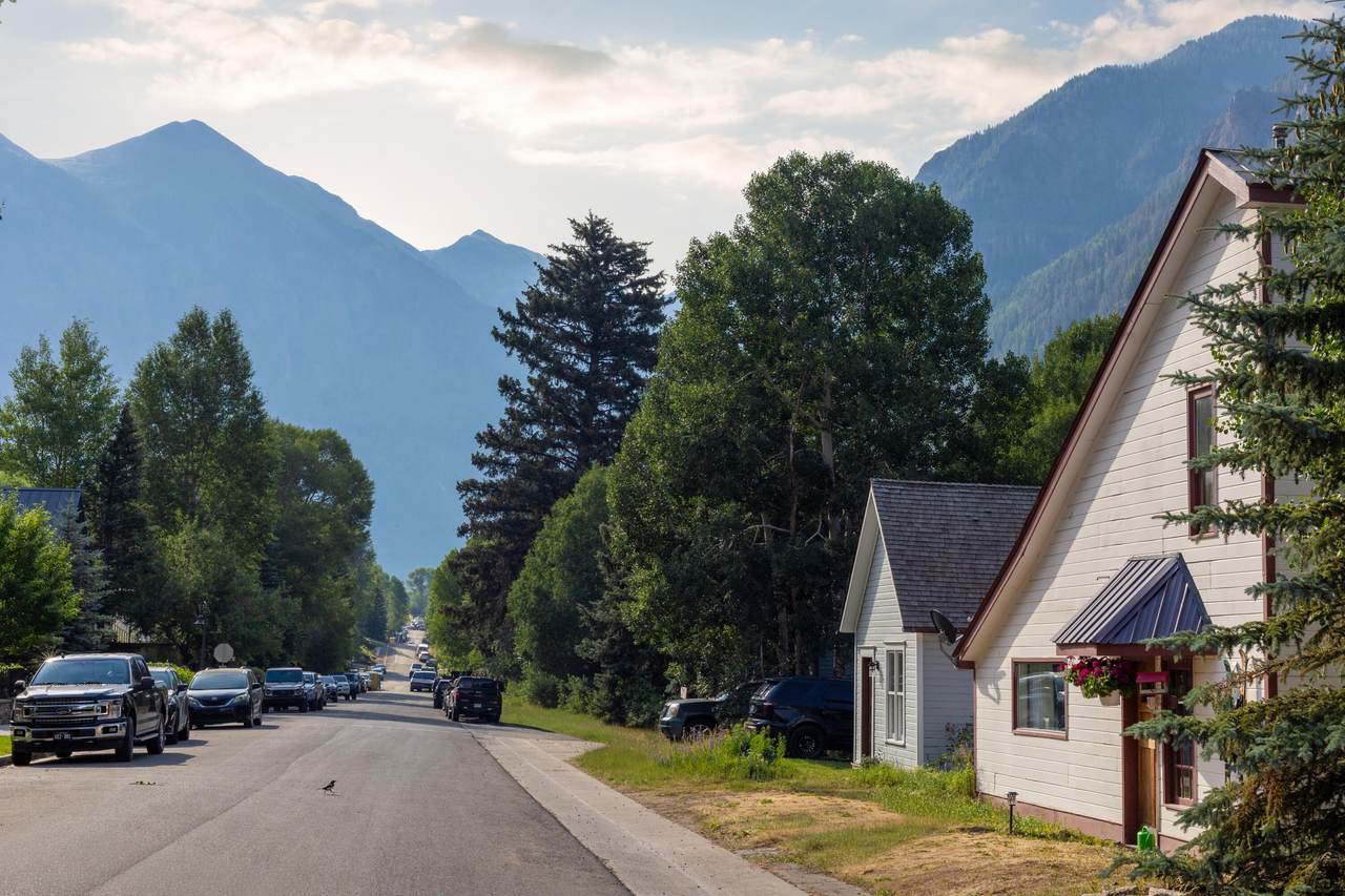 https://bt-photos.global.ssl.fastly.net/telluride/1280_boomver_1_44785-2.jpg