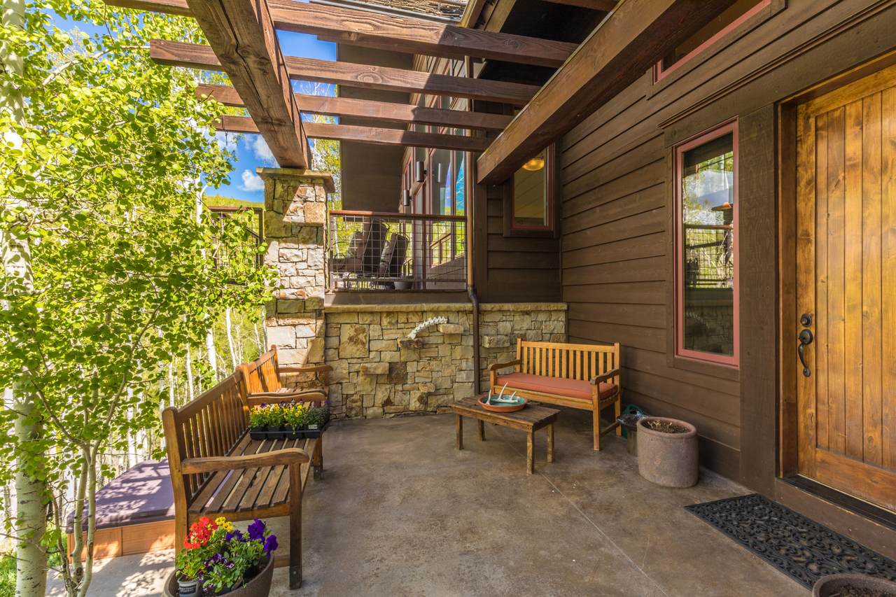 https://bt-photos.global.ssl.fastly.net/telluride/1280_boomver_1_44801-2.jpg