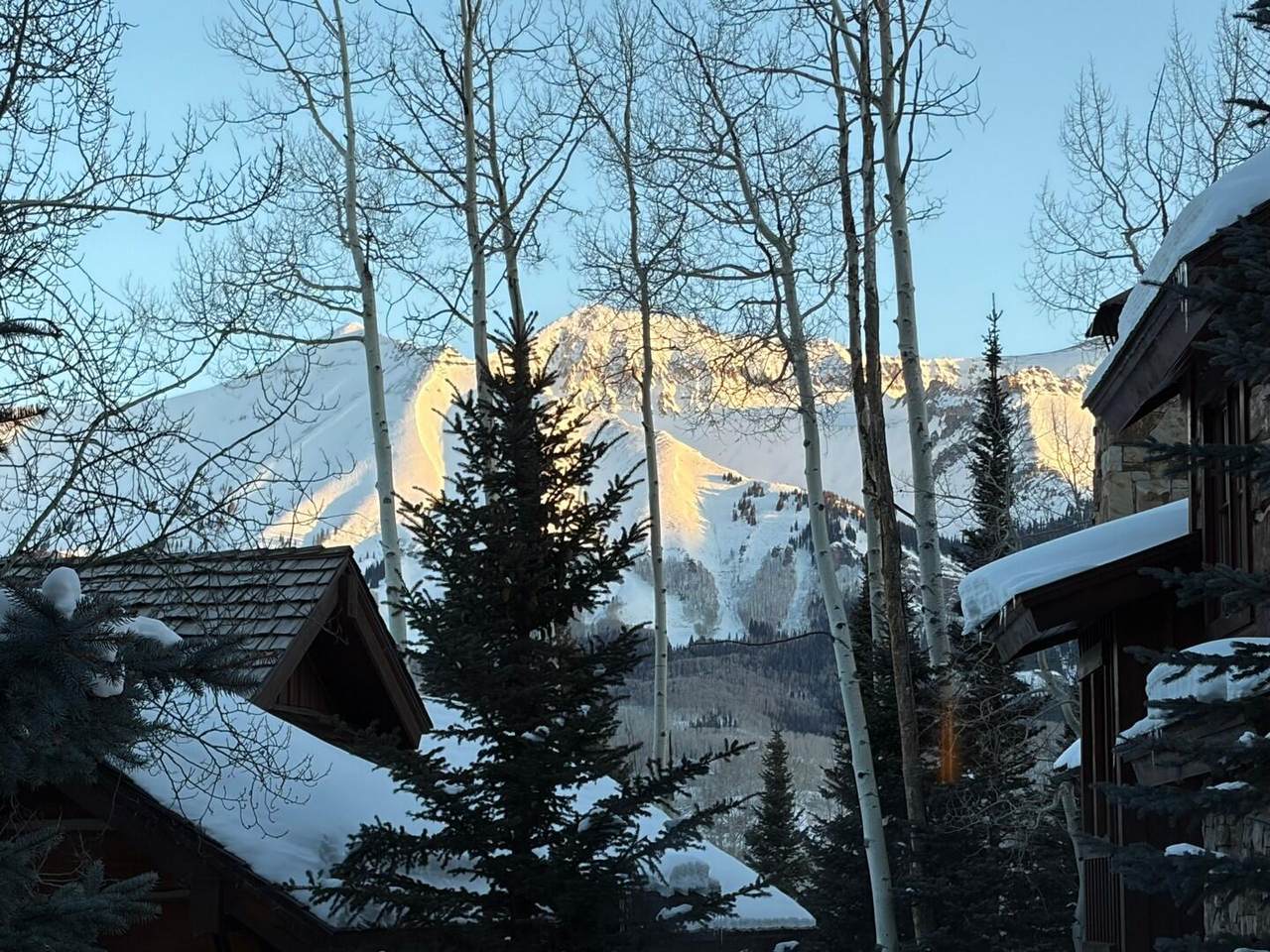 https://bt-photos.global.ssl.fastly.net/telluride/orig_boomver_2_44818-2.jpg