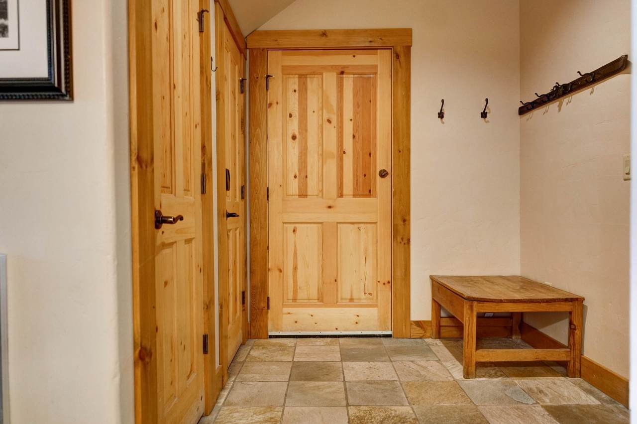 https://bt-photos.global.ssl.fastly.net/telluride/1280_boomver_1_44838-2.jpg