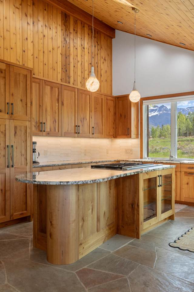 https://bt-photos.global.ssl.fastly.net/telluride/1280_boomver_1_44843-2.jpg