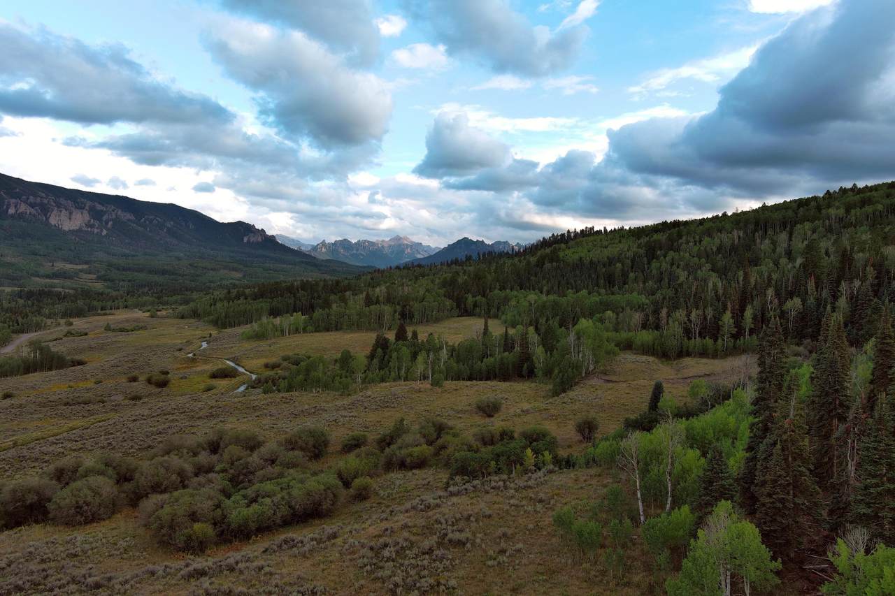 https://bt-photos.global.ssl.fastly.net/telluride/1280_boomver_1_44877-2.jpg