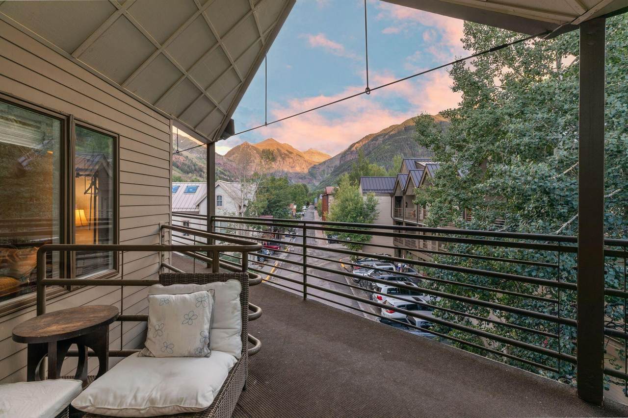 651 Pacific Avenue - Photo 1