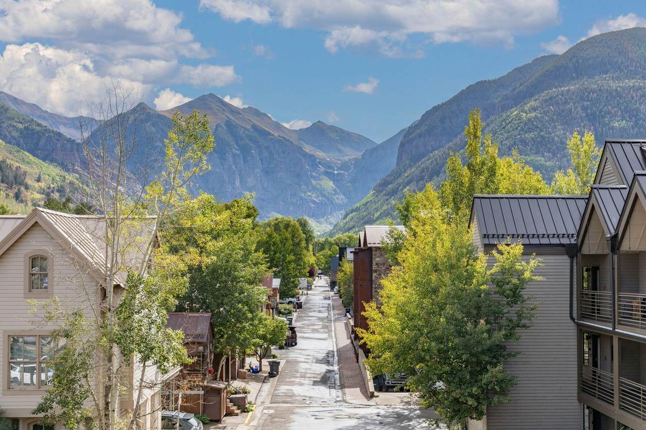 https://bt-photos.global.ssl.fastly.net/telluride/1280_boomver_1_44905-2.jpg