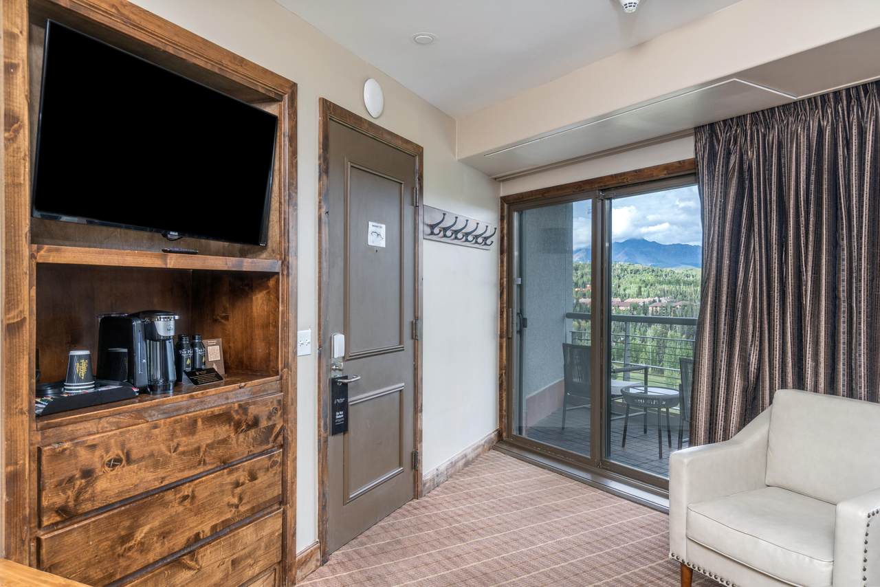 https://bt-photos.global.ssl.fastly.net/telluride/1280_boomver_1_44914-2.jpg