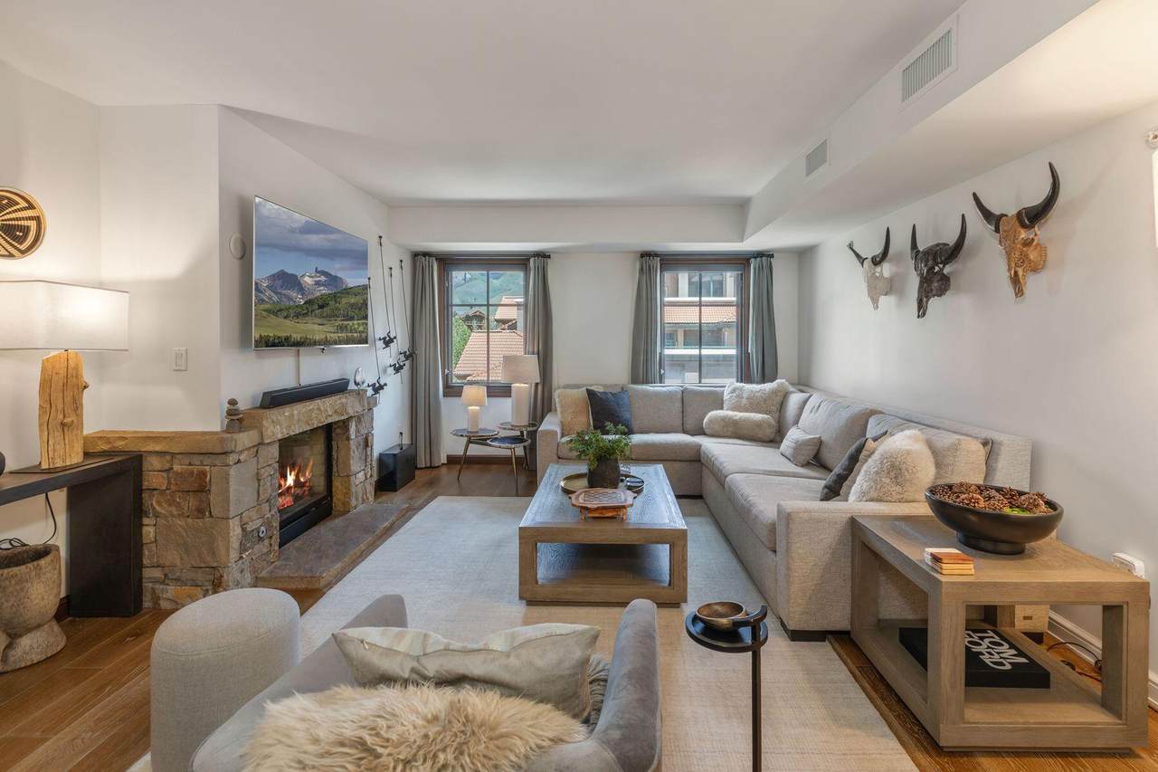 https://bt-photos.global.ssl.fastly.net/telluride/1280_boomver_1_44926-2.jpg