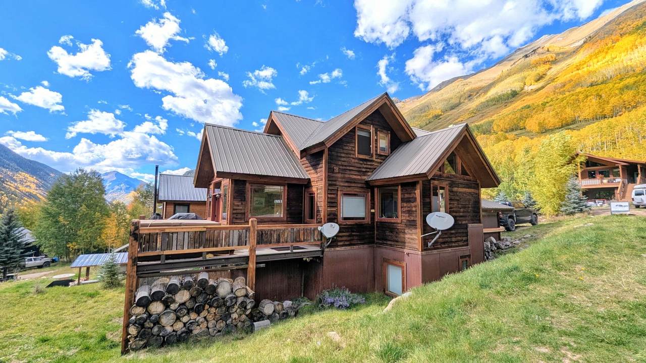 https://bt-photos.global.ssl.fastly.net/telluride/1280_boomver_18_44177-2.jpg