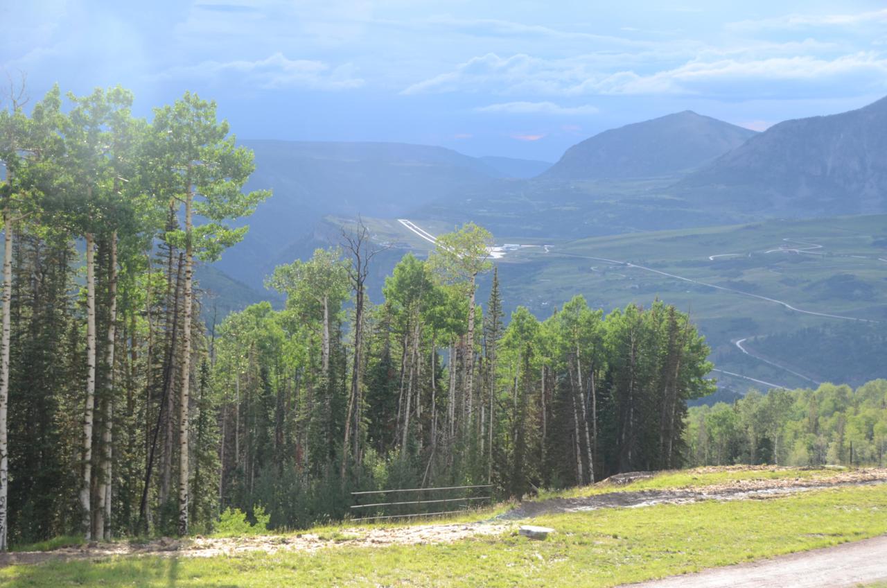 25 La Sal Lane - Photo 1