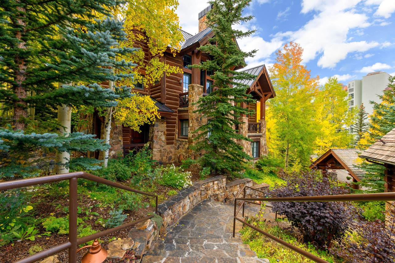 https://bt-photos.global.ssl.fastly.net/telluride/1280_boomver_2_43200-2.jpg