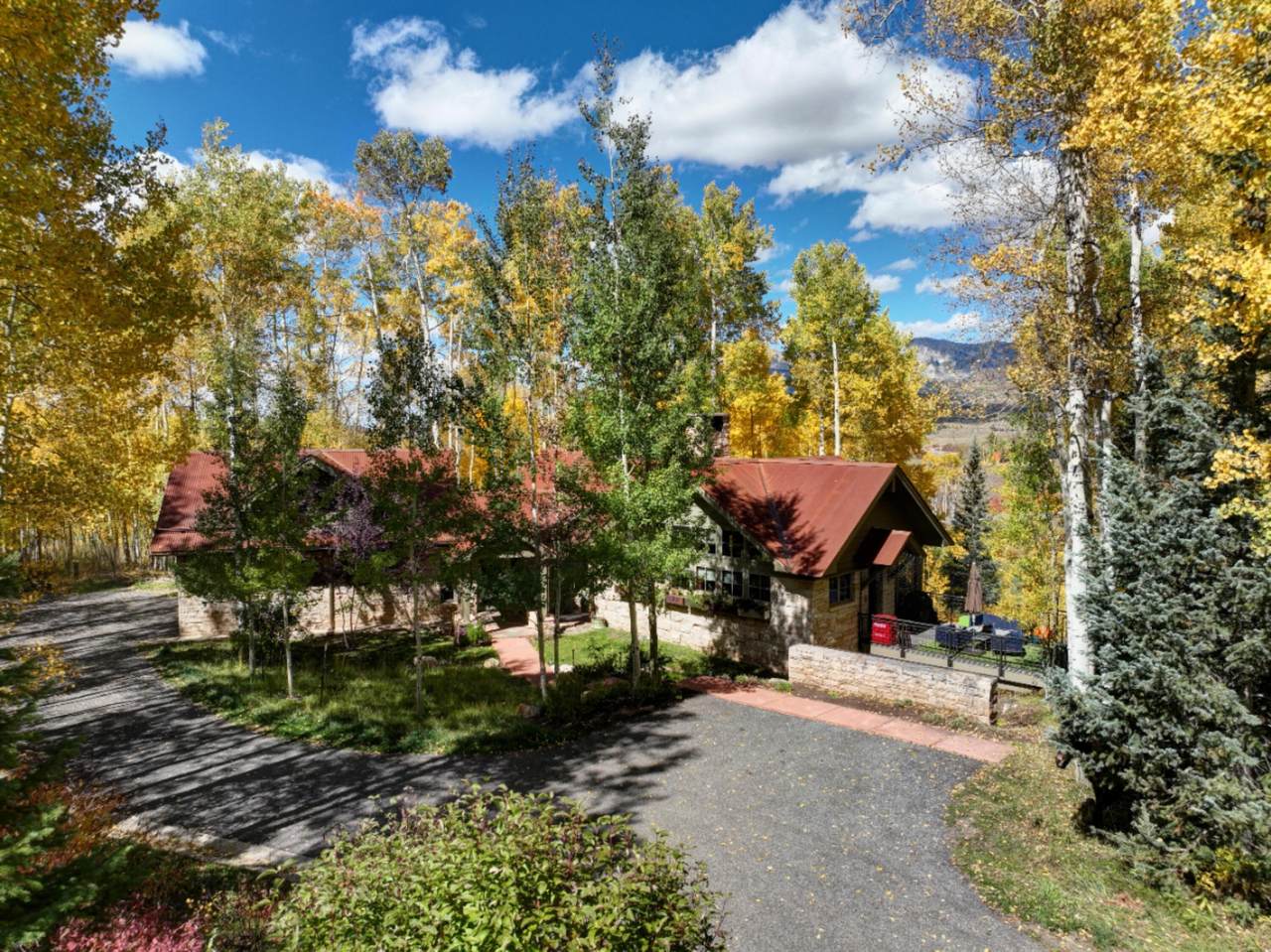129 Arizona Street - Photo 1