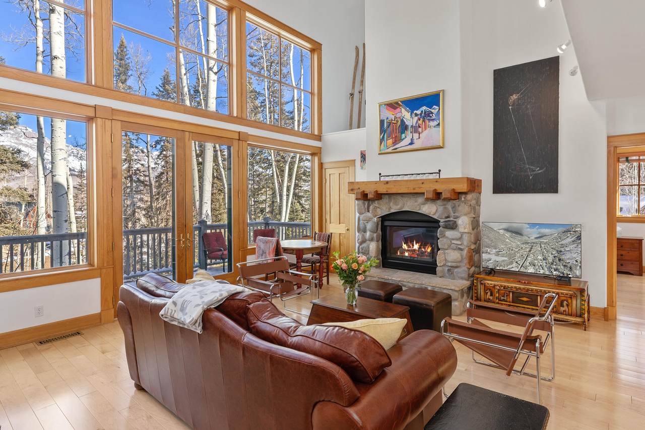 https://bt-photos.global.ssl.fastly.net/telluride/1280_boomver_2_44134-2.jpg