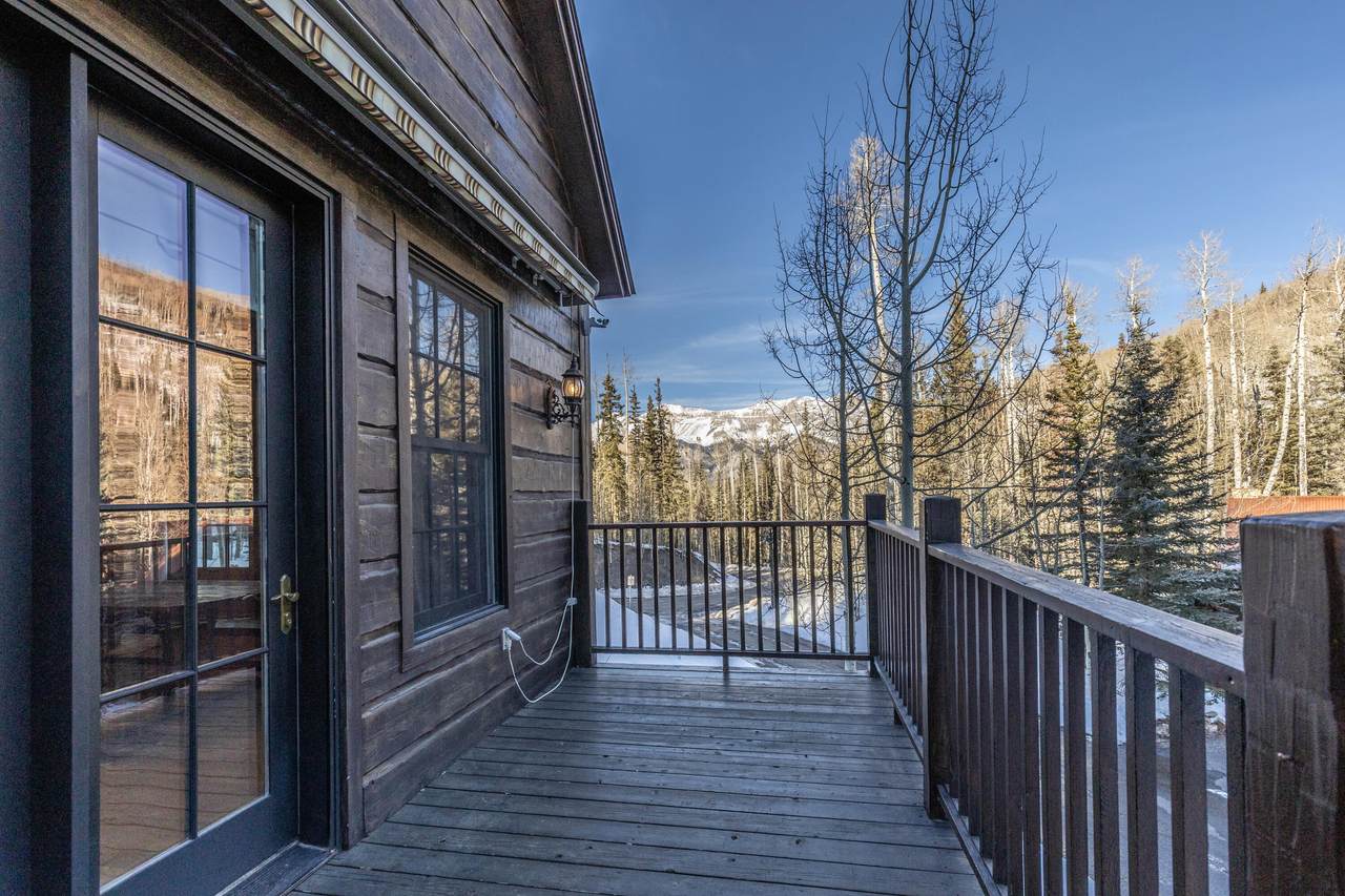 114 Cabins Lane - Photo 1
