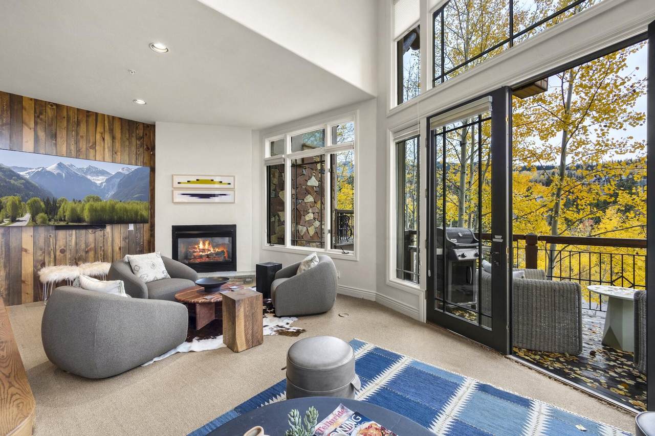 120 Vischer Drive - Photo 1