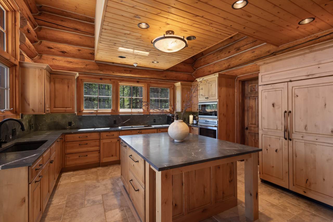 https://bt-photos.global.ssl.fastly.net/telluride/1280_boomver_2_44209-2.jpg