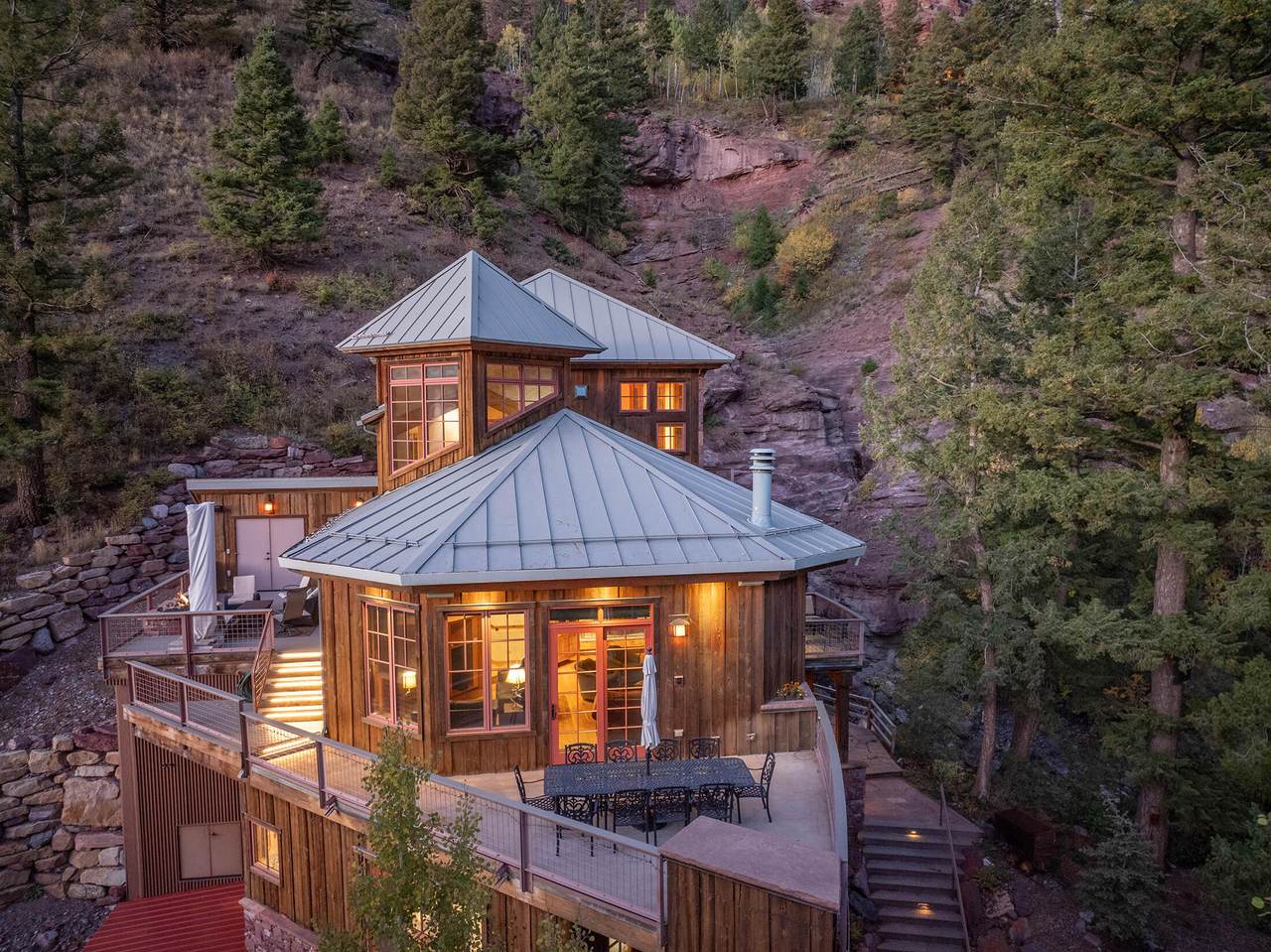 https://bt-photos.global.ssl.fastly.net/telluride/1280_boomver_2_44250-2.jpg