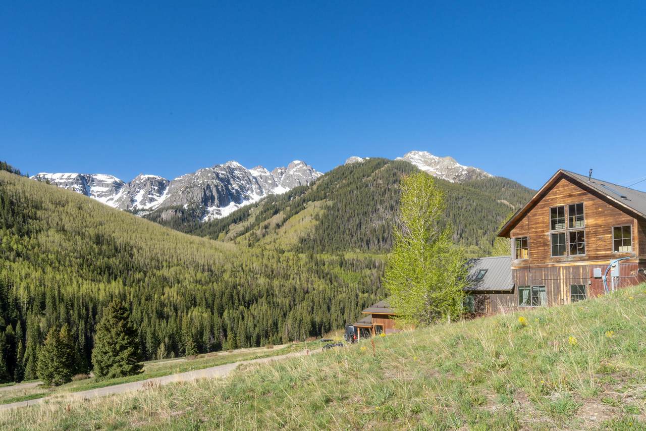 https://bt-photos.global.ssl.fastly.net/telluride/1280_boomver_2_44509-2.jpg