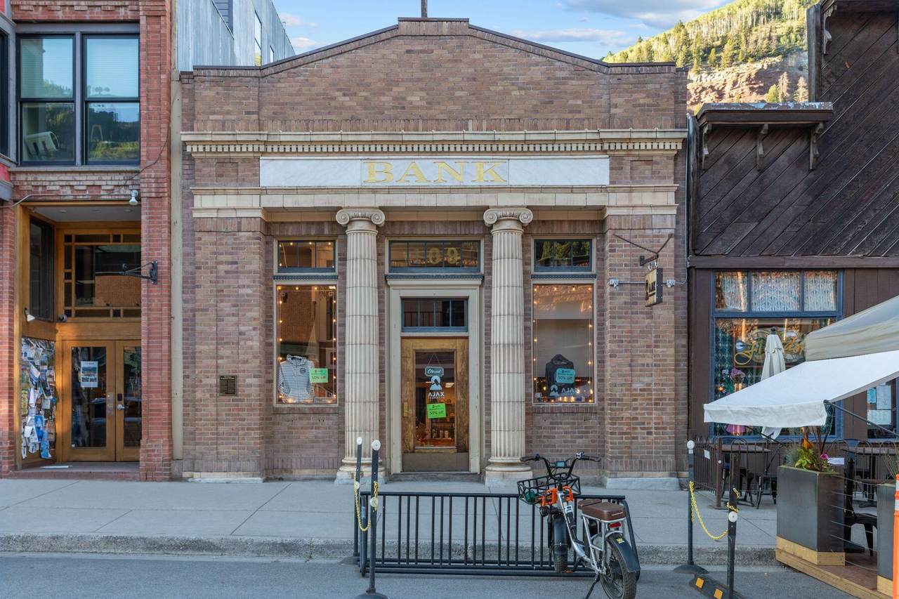 https://bt-photos.global.ssl.fastly.net/telluride/1280_boomver_2_44556-2.jpg