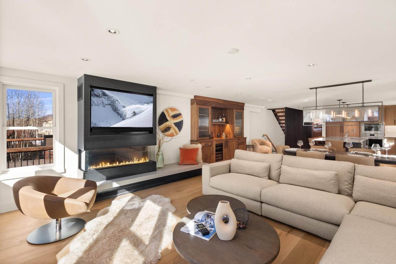 https://bt-photos.global.ssl.fastly.net/telluride/1280_boomver_2_44694-2.jpg