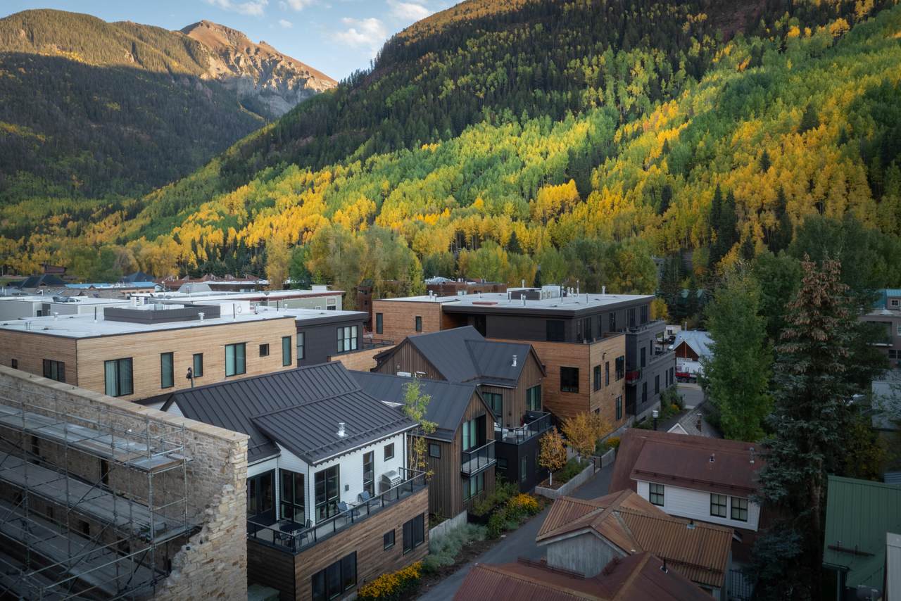 https://bt-photos.global.ssl.fastly.net/telluride/1280_boomver_2_44719-2.jpg