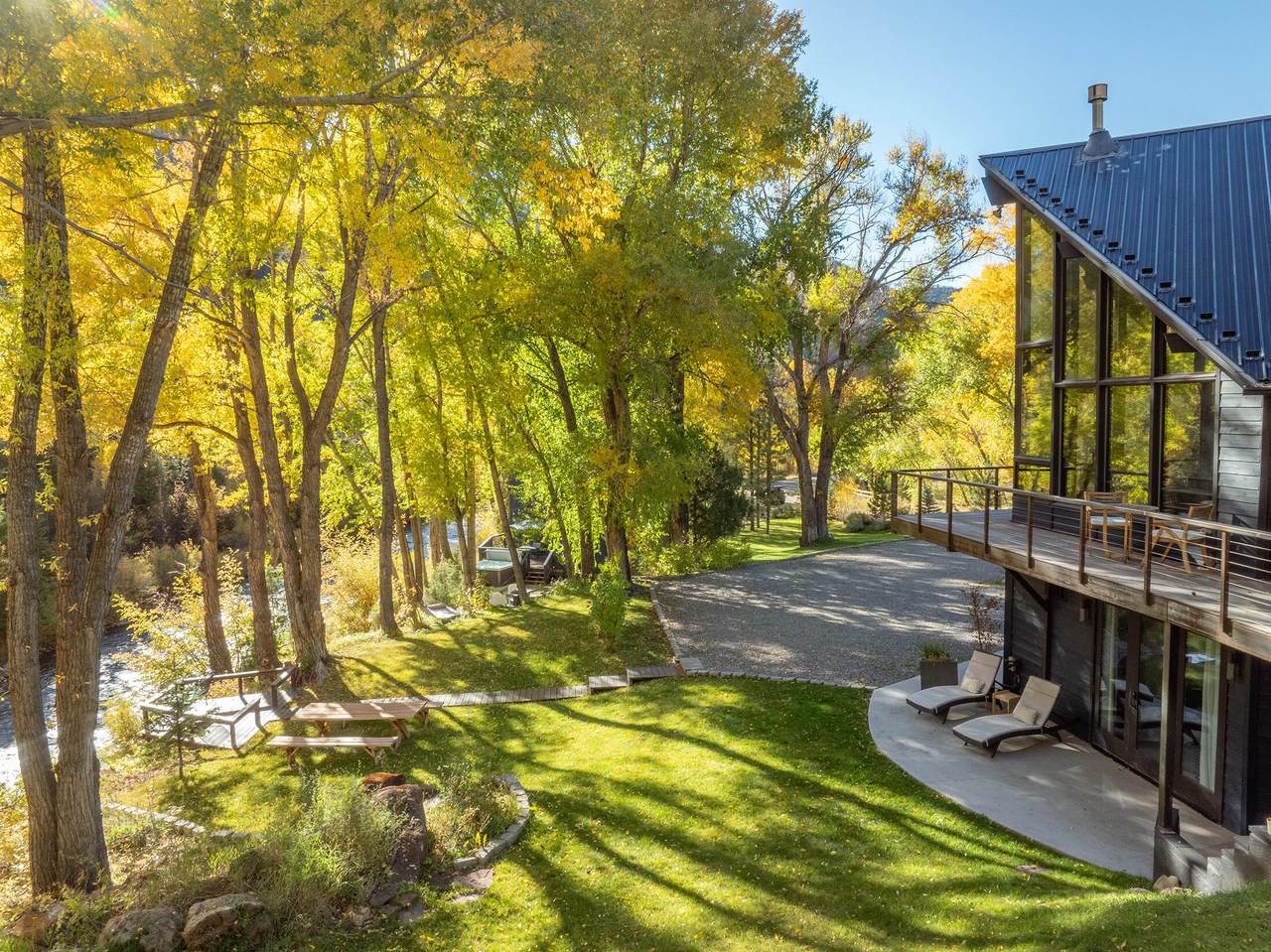 https://bt-photos.global.ssl.fastly.net/telluride/1280_boomver_2_44909-2.jpg