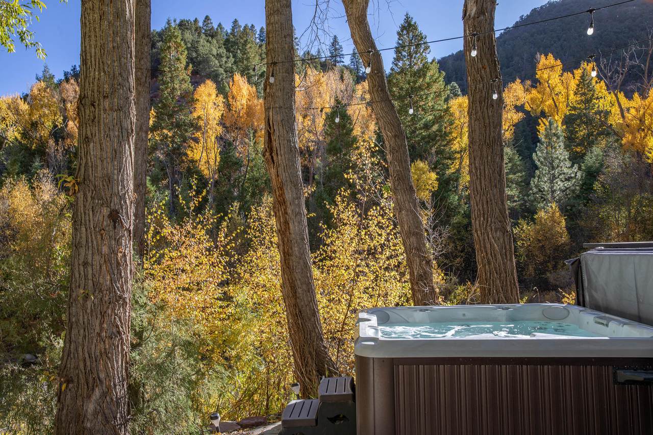 https://bt-photos.global.ssl.fastly.net/telluride/1280_boomver_2_44909-2.jpg
