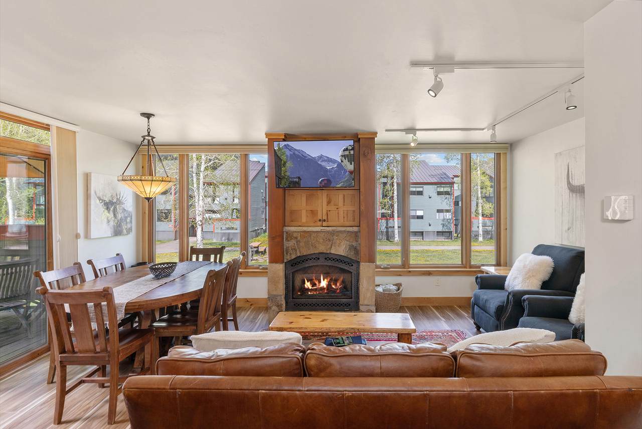 747 Pacific Avenue - Photo 1