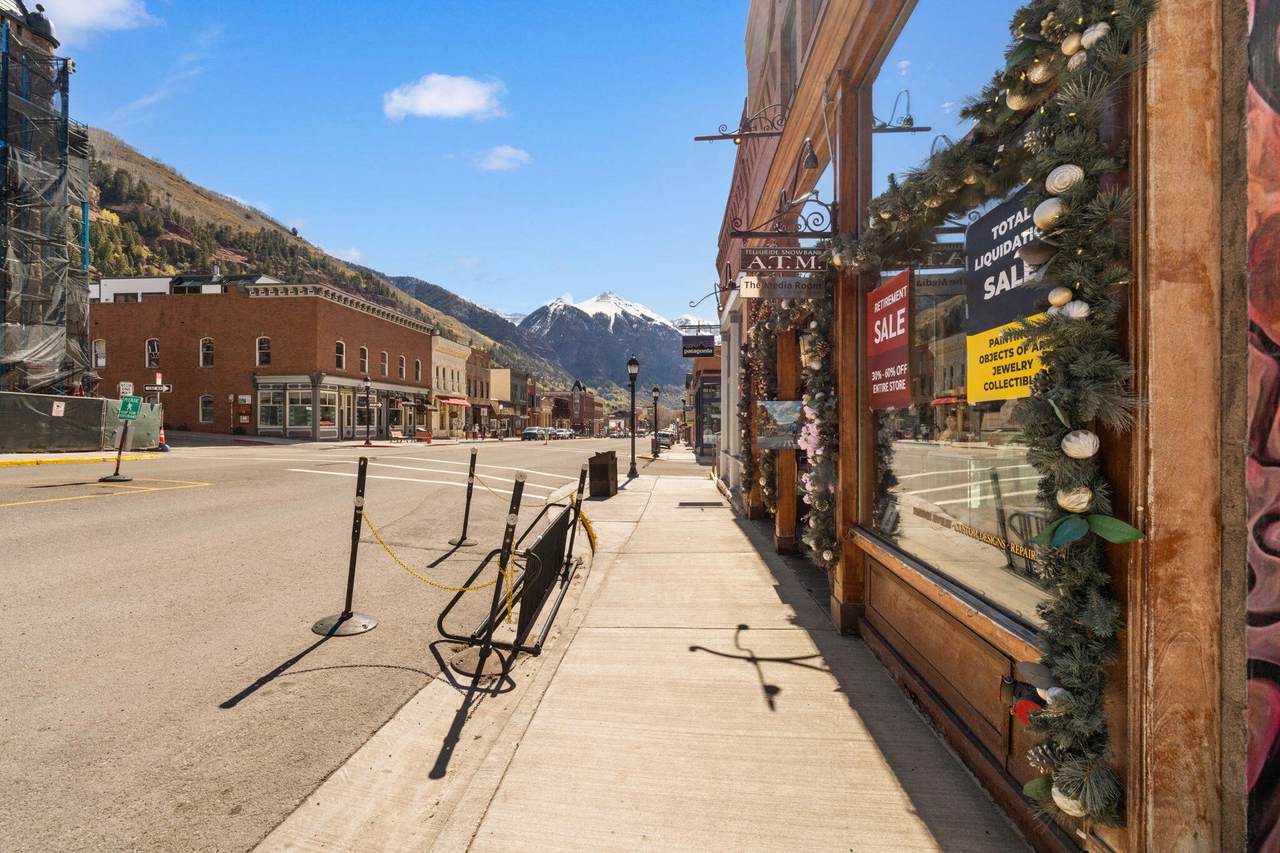 https://bt-photos.global.ssl.fastly.net/telluride/1280_boomver_2_44439-2.jpg
