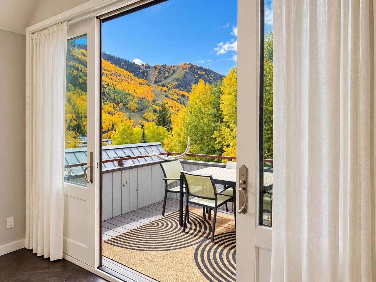 https://bt-photos.global.ssl.fastly.net/telluride/1280_boomver_3_44563-2.jpg