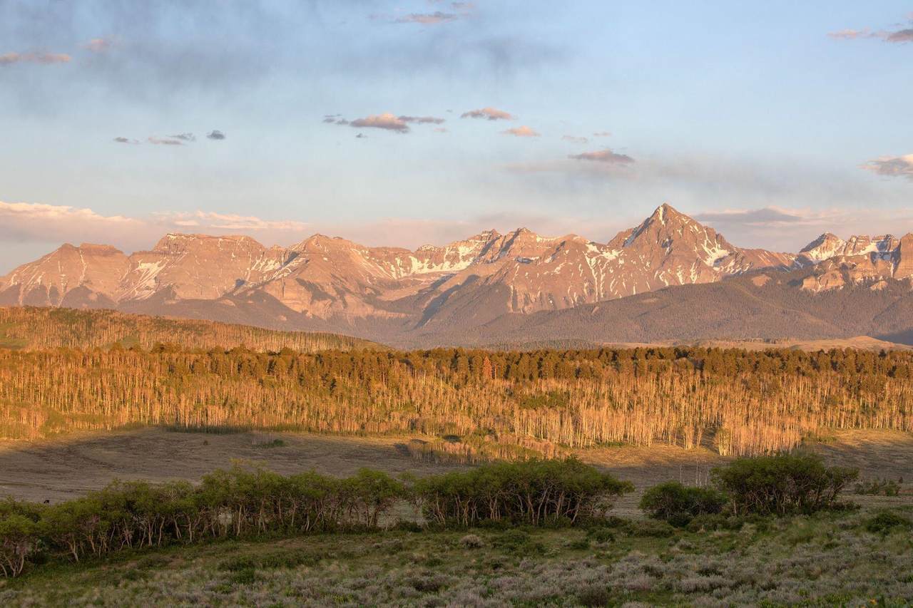 https://bt-photos.global.ssl.fastly.net/telluride/1280_boomver_3_44596-2.jpg